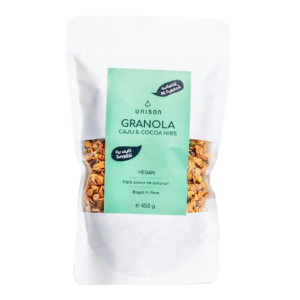 Granola cu caju si fulgi de cacao